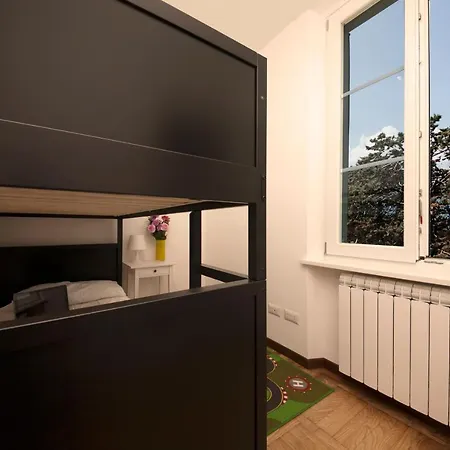 Sleeps 4 Appartamento Germignaga
